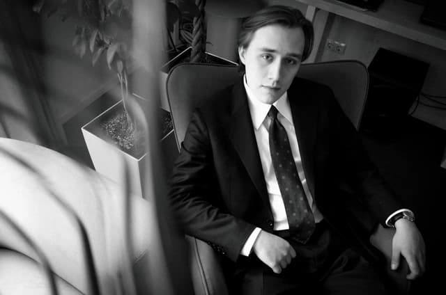 Вадим Новиков - младший юрист